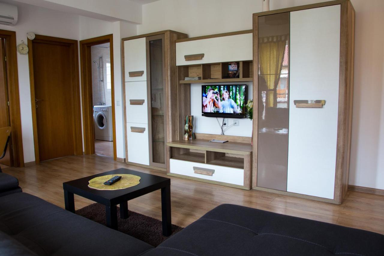 Casa Georgi Coresi Brasov Apartment Luaran gambar